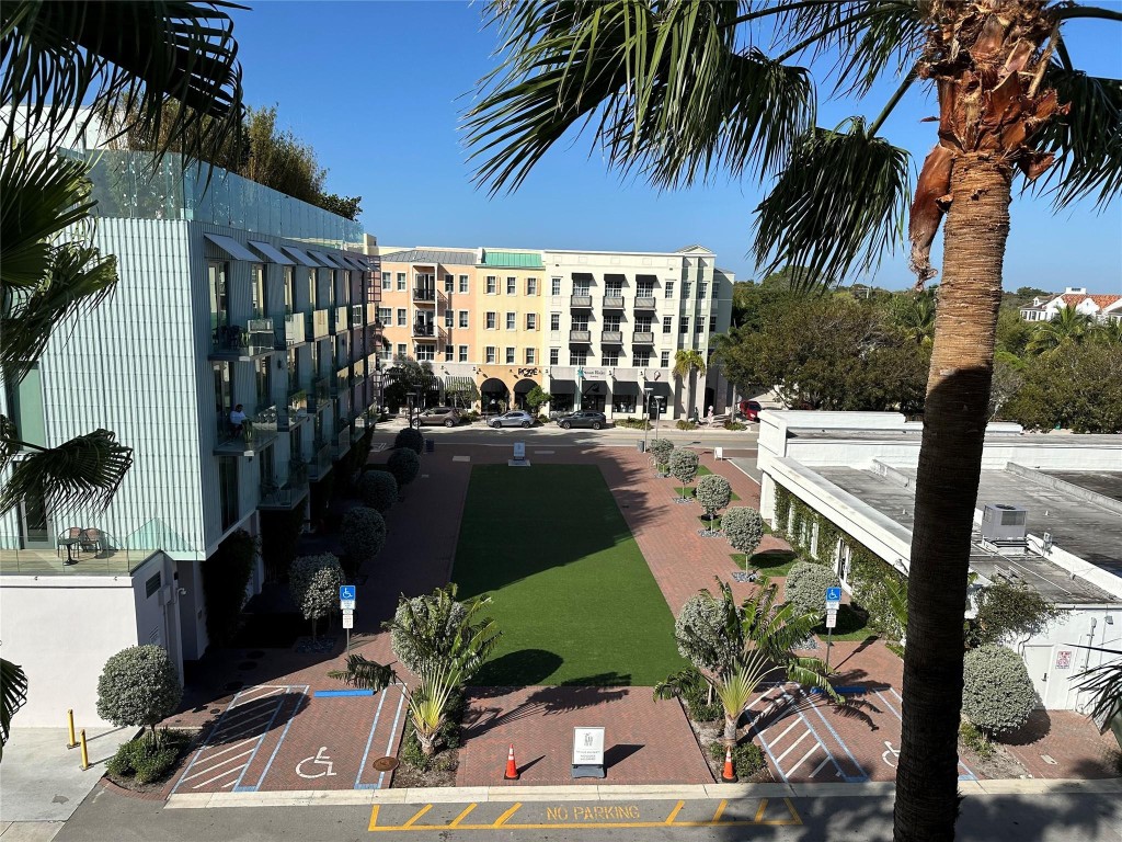 Pineapple Grove Village - Residential