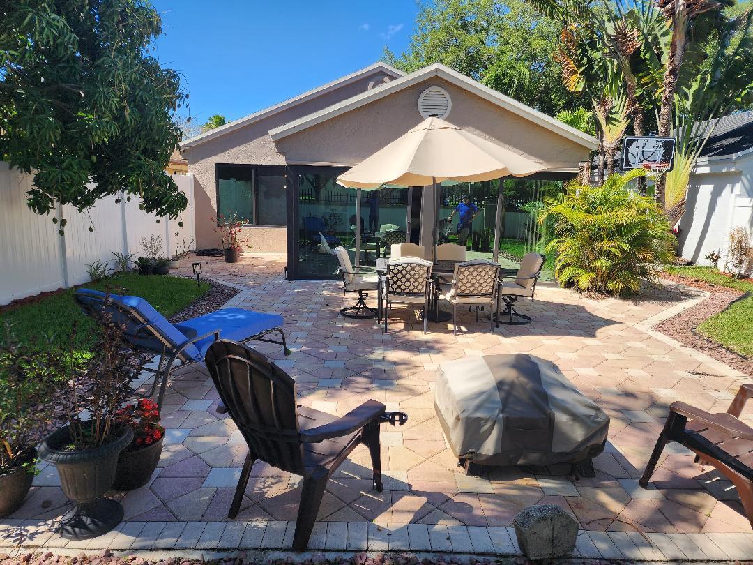 LAKEVIEW HOMES - Residential Lease