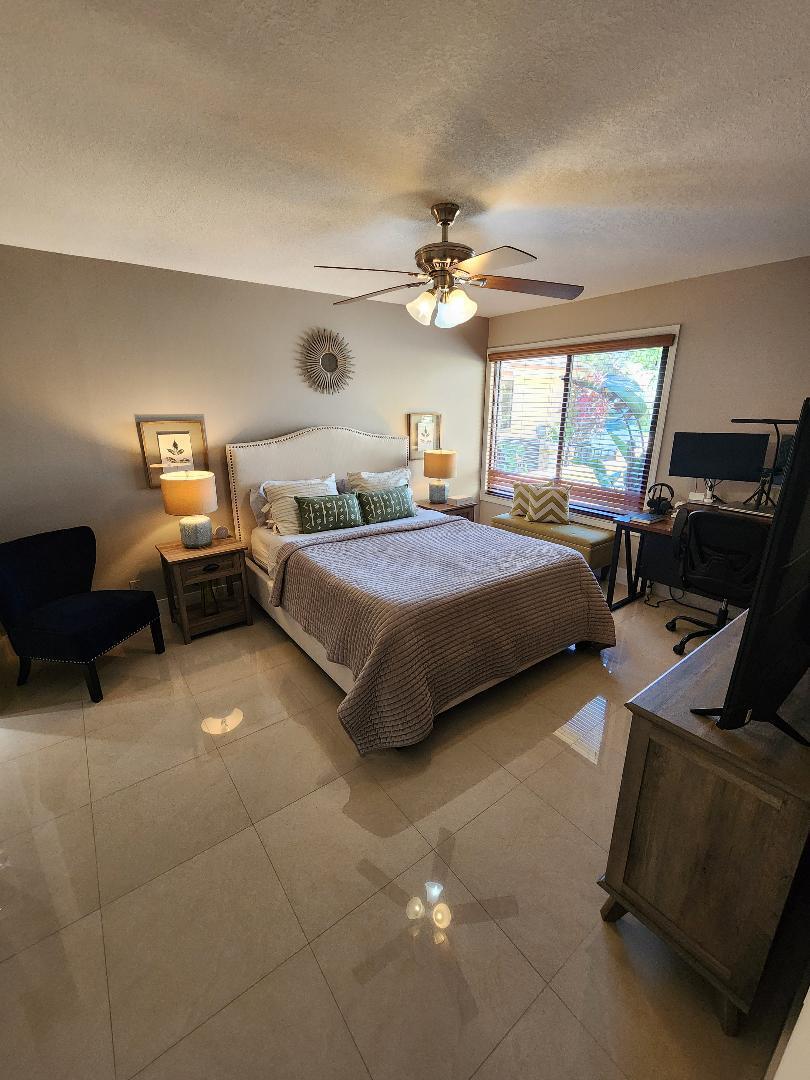 LAKEVIEW HOMES - Residential Lease