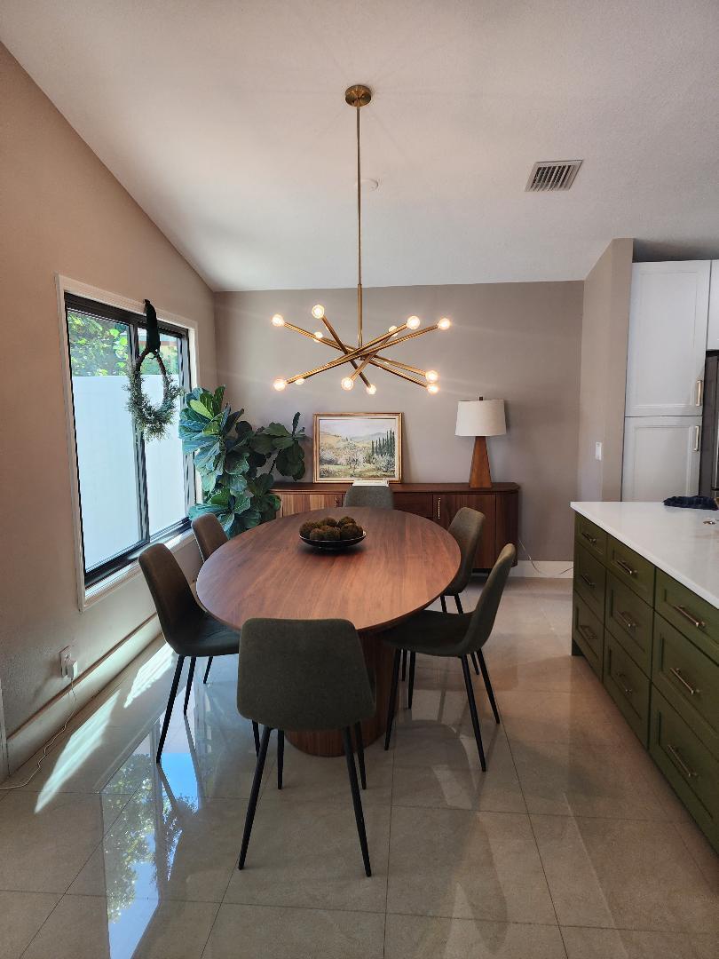 LAKEVIEW HOMES - Residential Lease