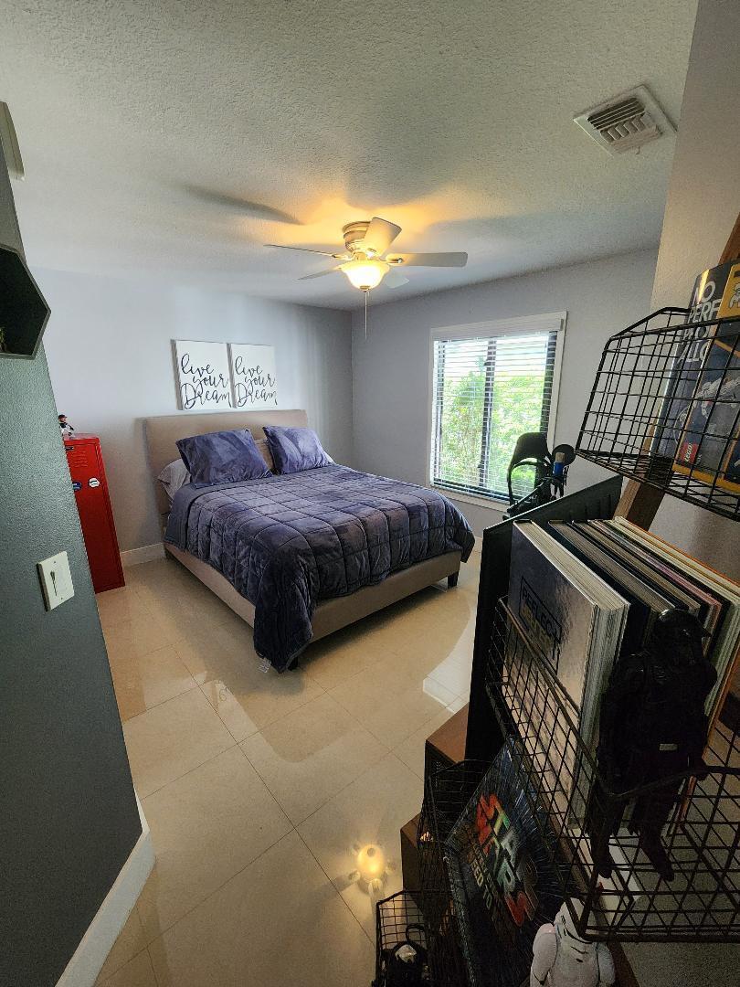 LAKEVIEW HOMES - Residential Lease