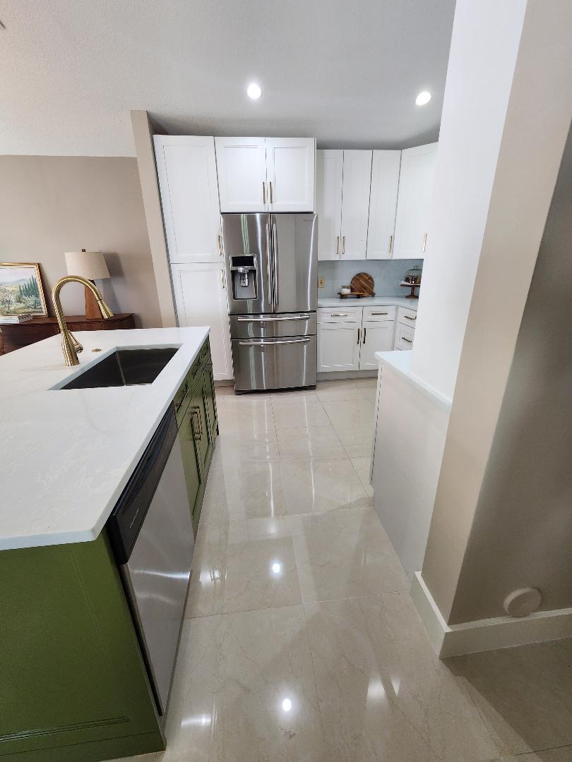 LAKEVIEW HOMES - Residential Lease