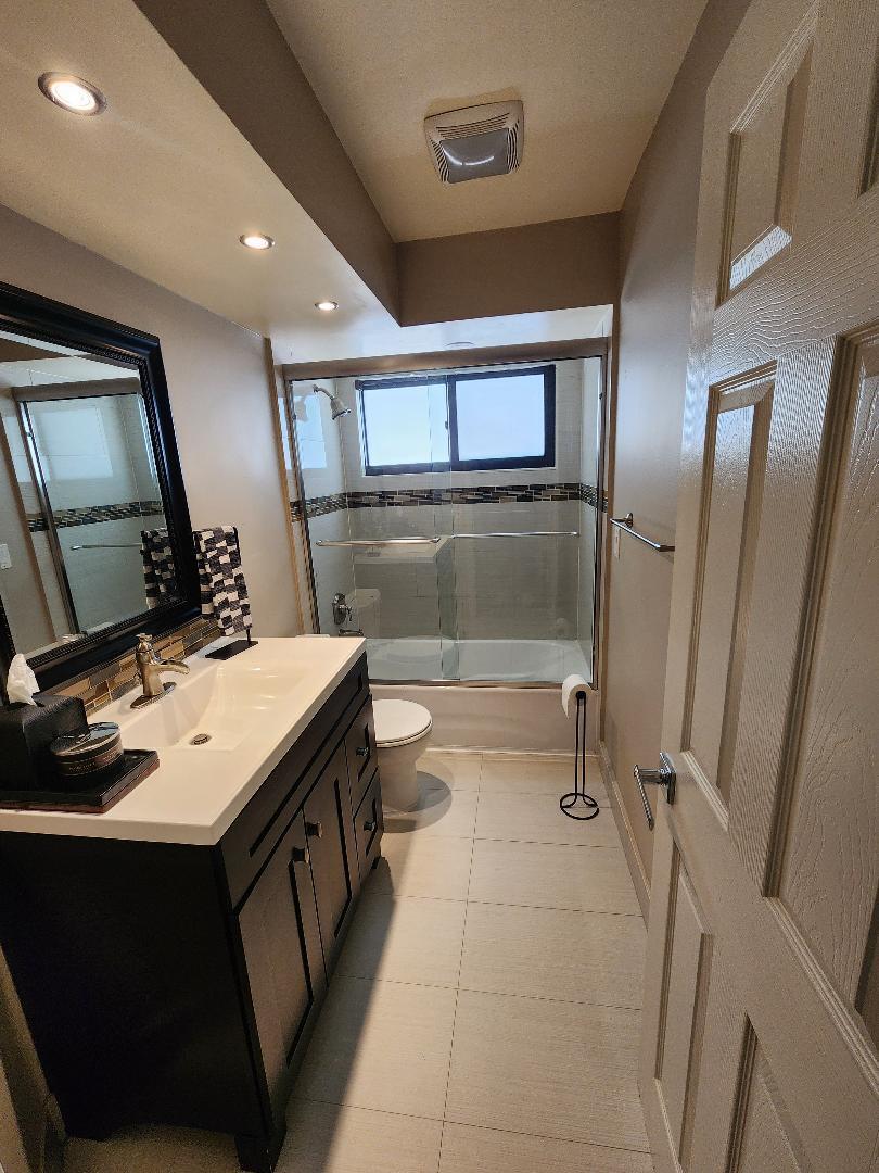 LAKEVIEW HOMES - Residential Lease