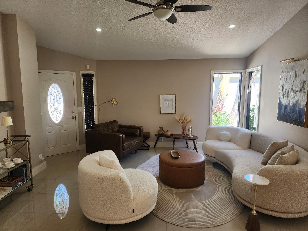 LAKEVIEW HOMES - Residential Lease