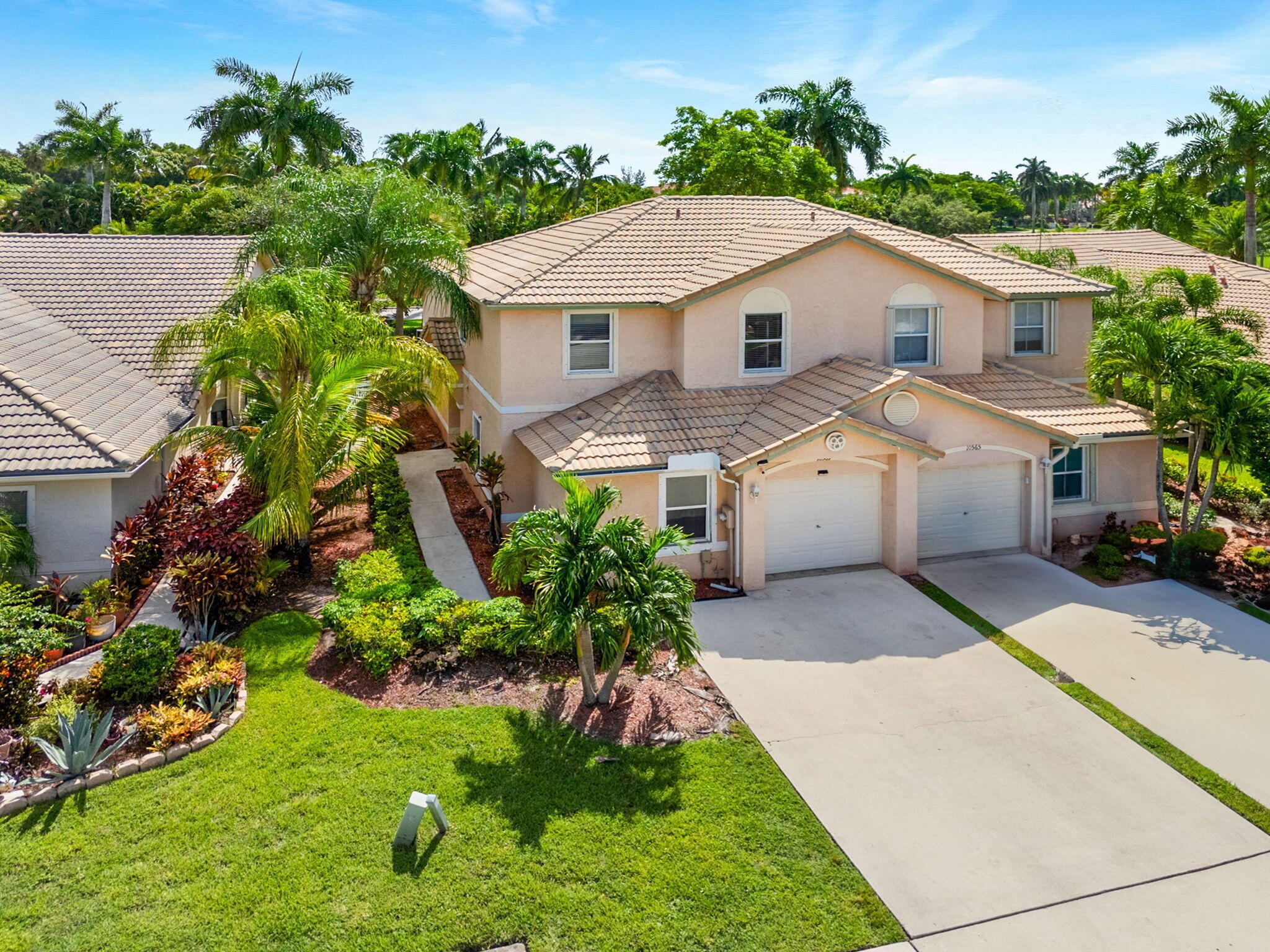 Properties 10569 Pelican Drive