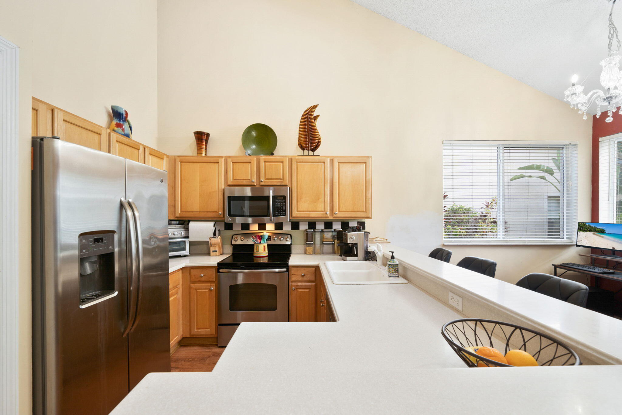 Properties 10569 Pelican Drive