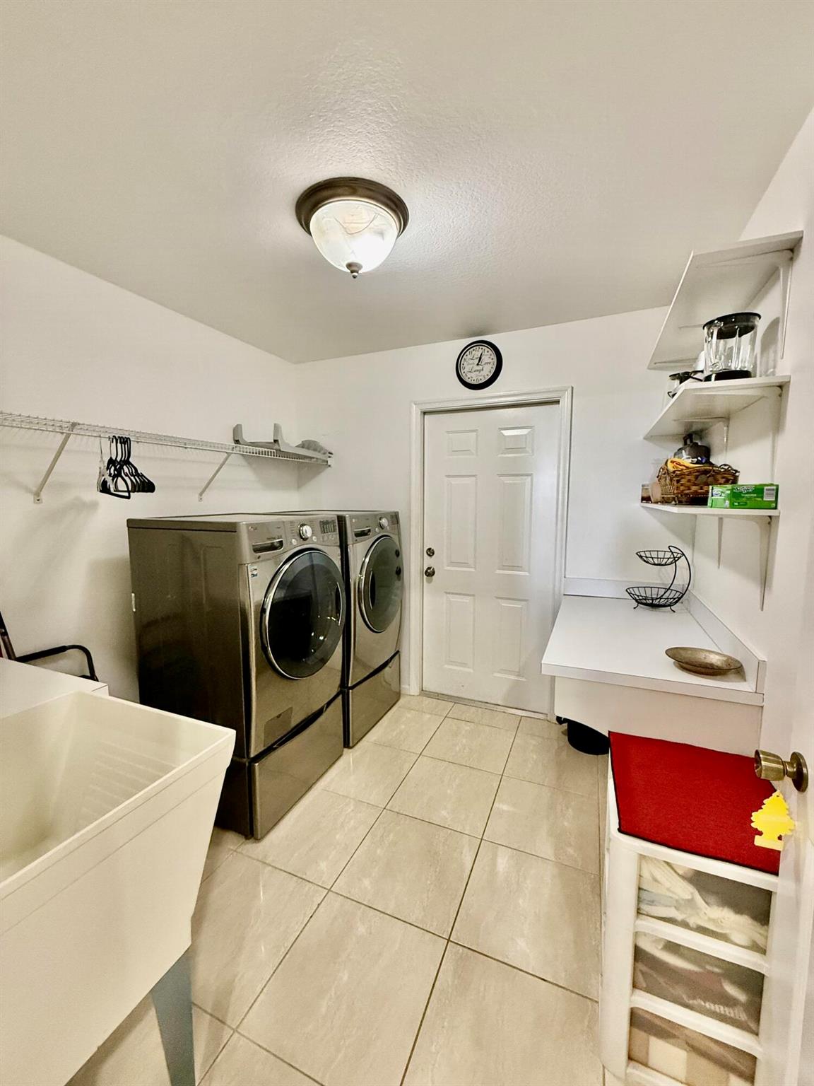 PORT ST LUCIE SECTION 39 - Residential Lease