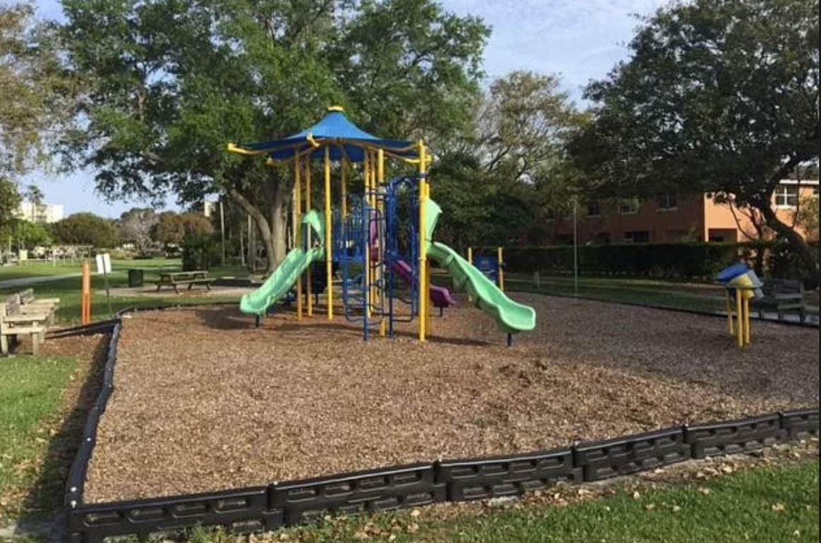 Inverrary Gardens Condo I - Residential