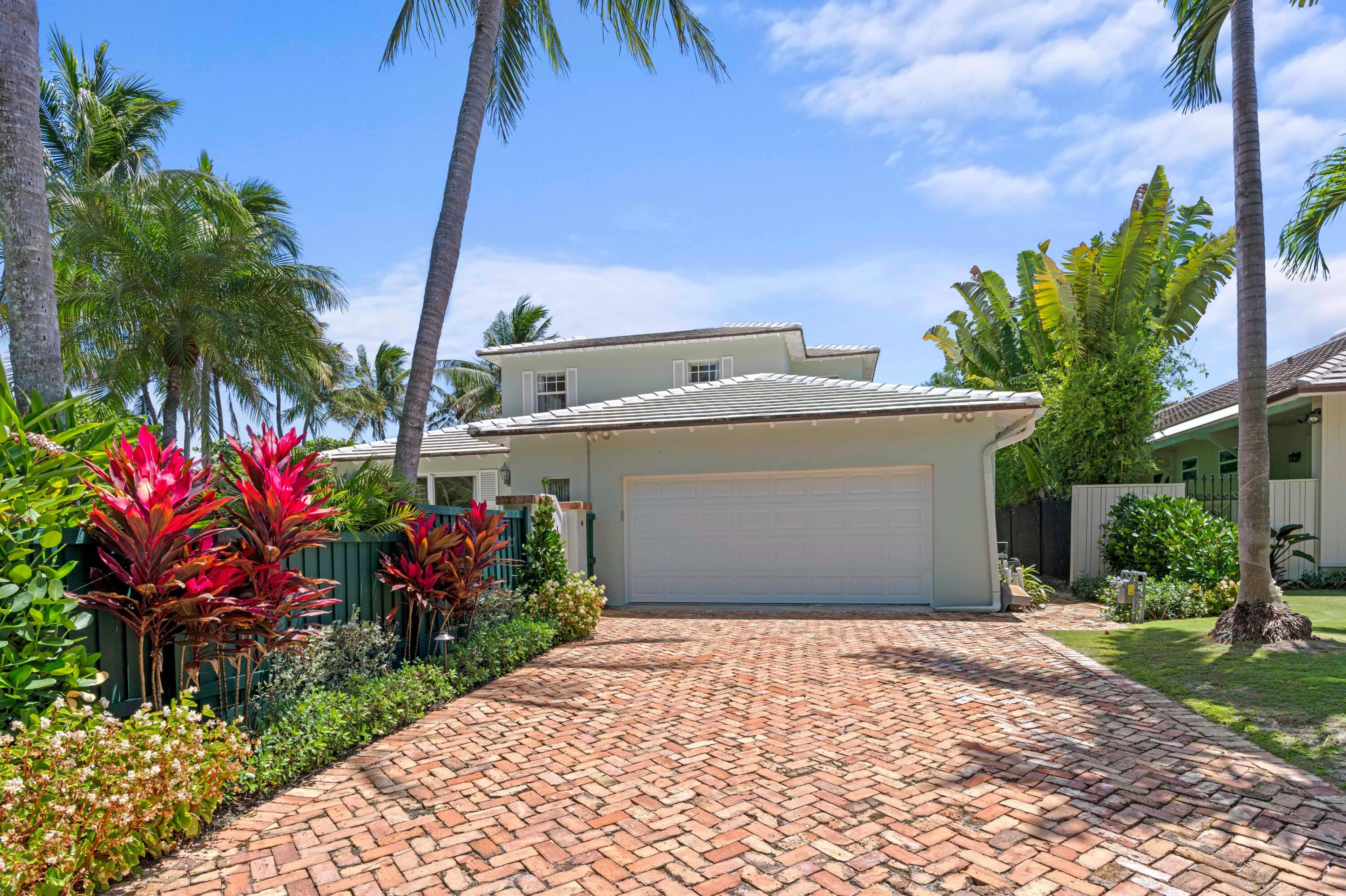 1554 N Ocean Way