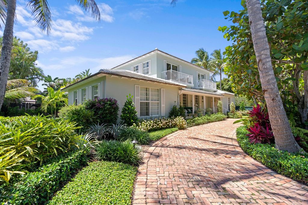 Photo of 1554 N Ocean Way, Palm Beach, FL 33480 (MLS # B26020836)