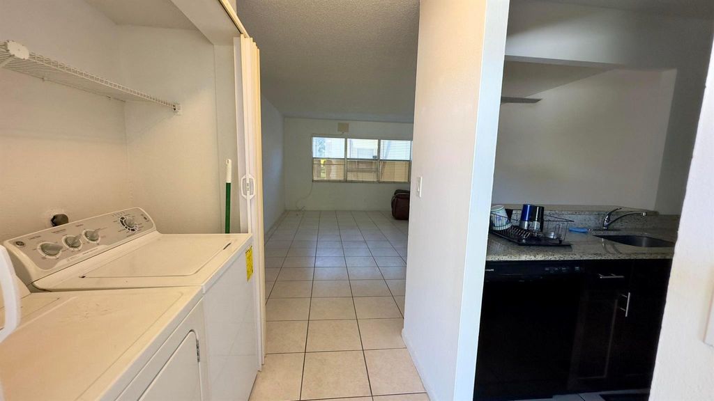 Photo of 500 SE 2nd Avenue #D3, Deerfield Beach, FL 33441 (MLS # R11127277)