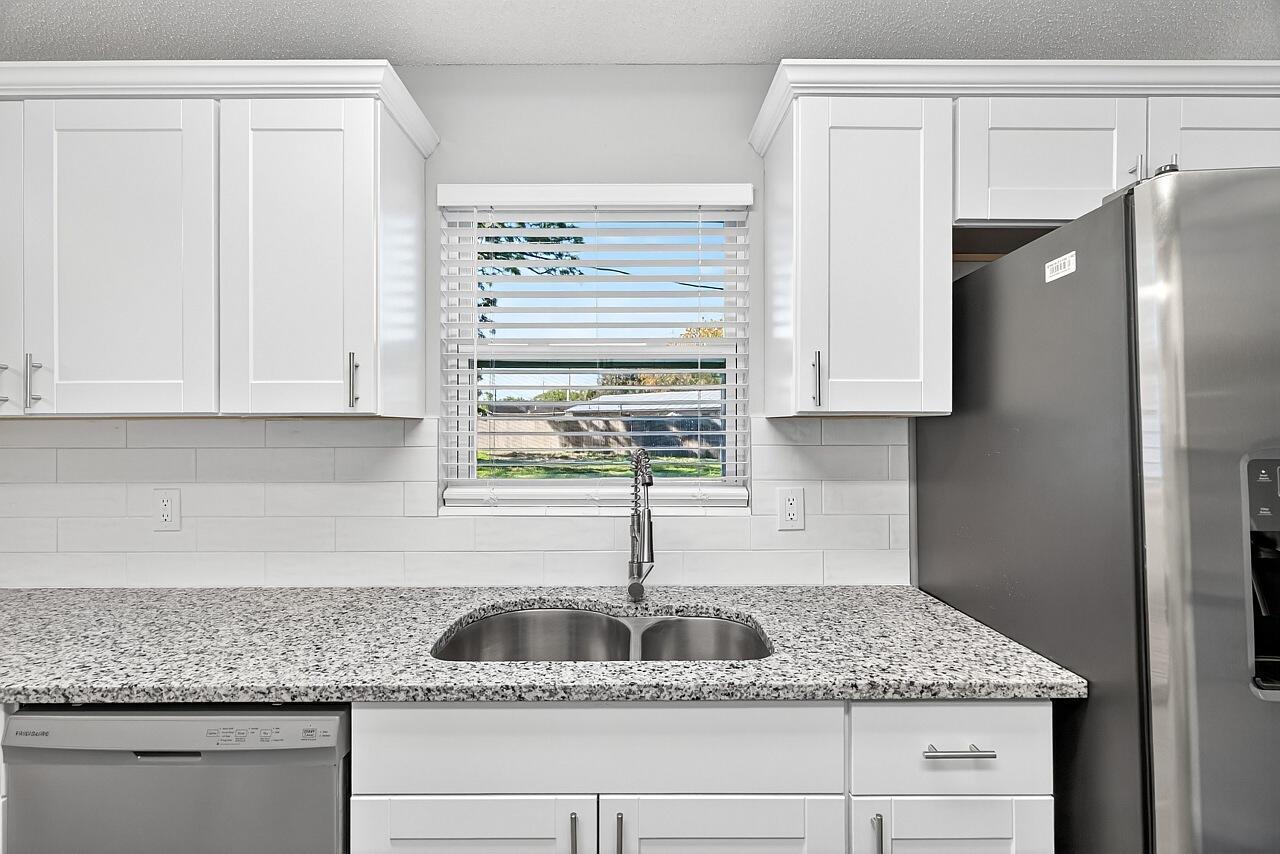 EASTVIEW GARDENS - Residential