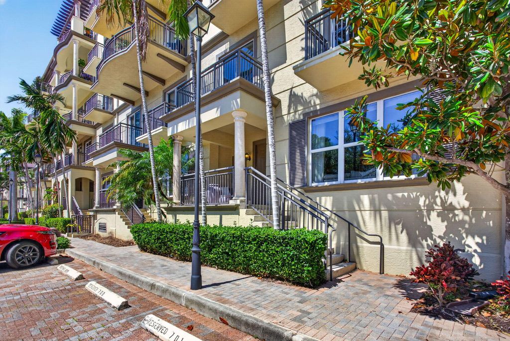Photo of 2609 NE 14th Avenue #105, Wilton Manors, FL 33334 (MLS # B26030536)