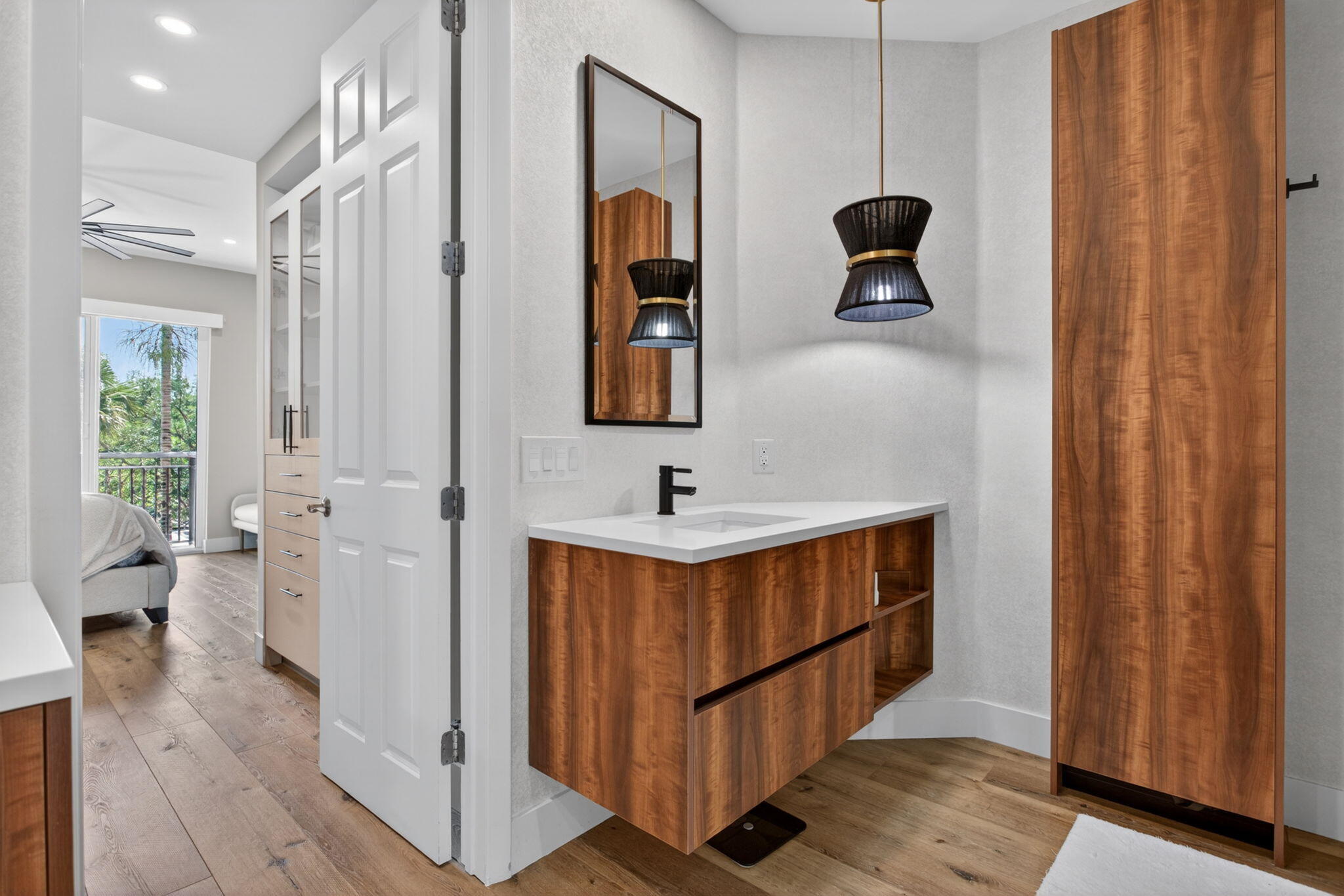 WILTON STATION RES CONDO - Residential