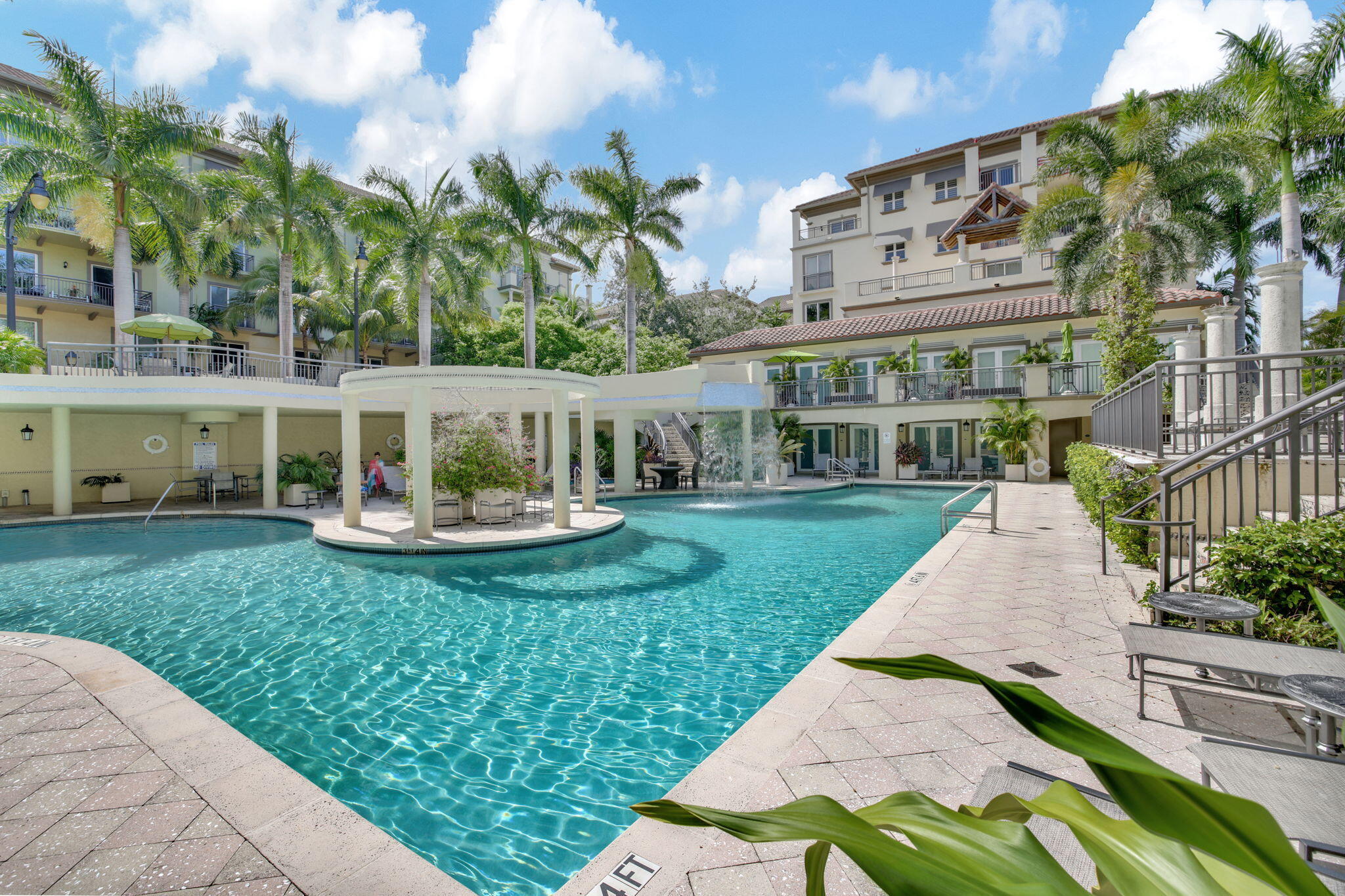WILTON STATION RES CONDO - Residential