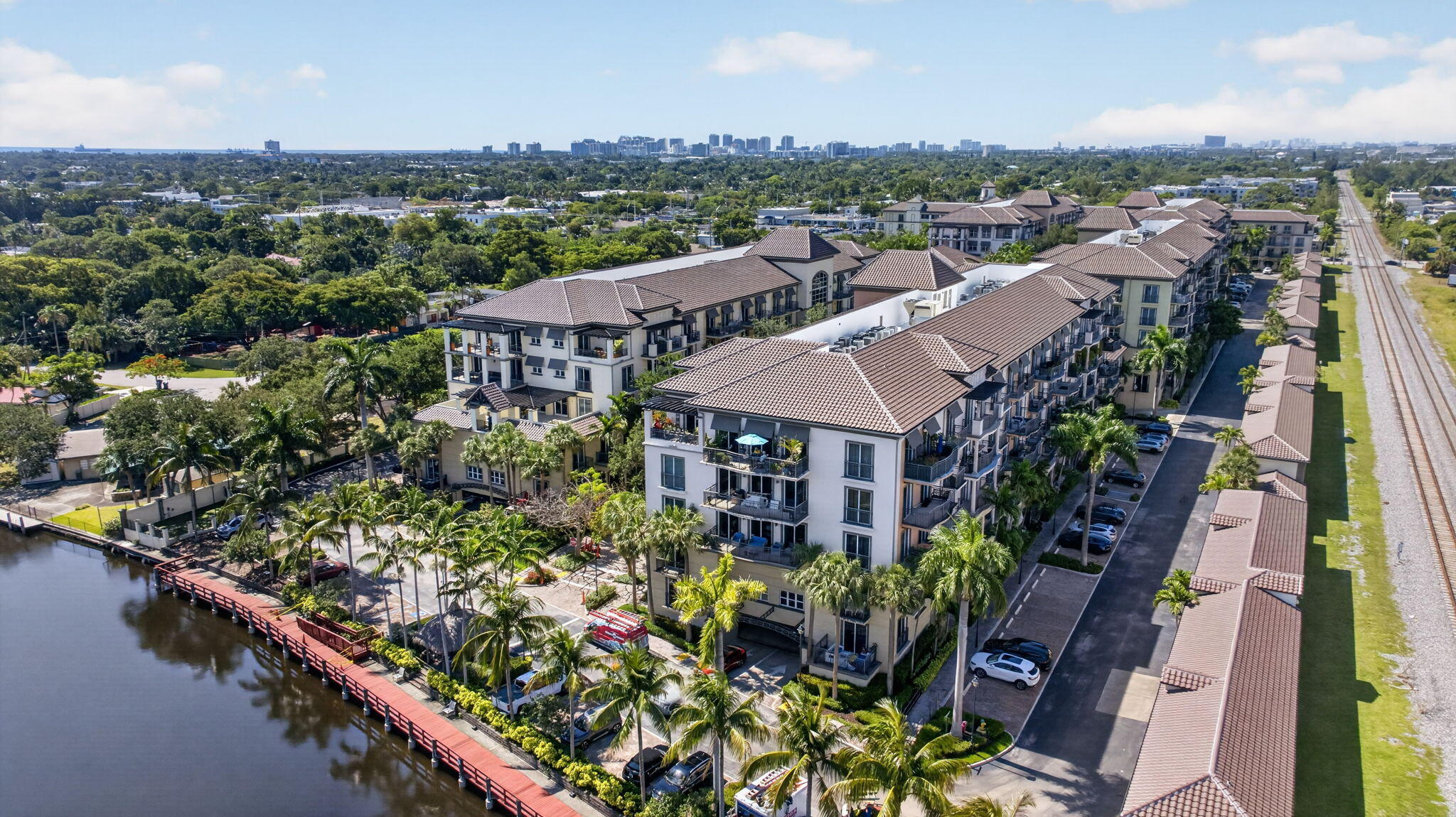 WILTON STATION RES CONDO - Residential