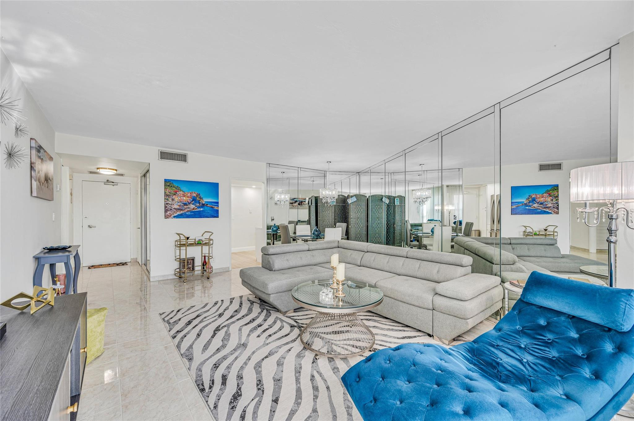 Royal Ambassador - Residential