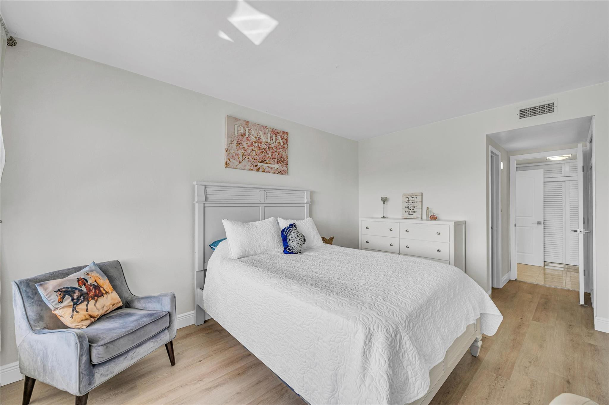 Royal Ambassador - Residential