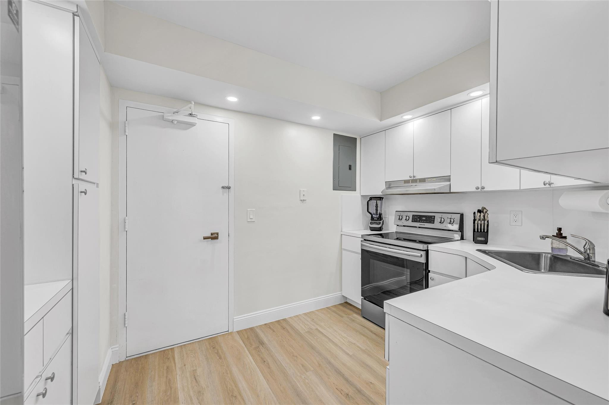 Royal Ambassador - Residential