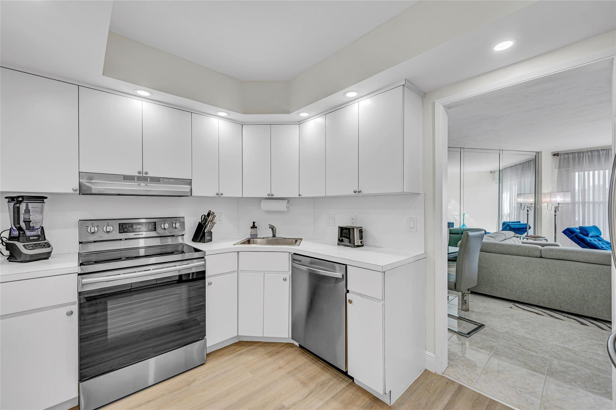 Royal Ambassador - Residential