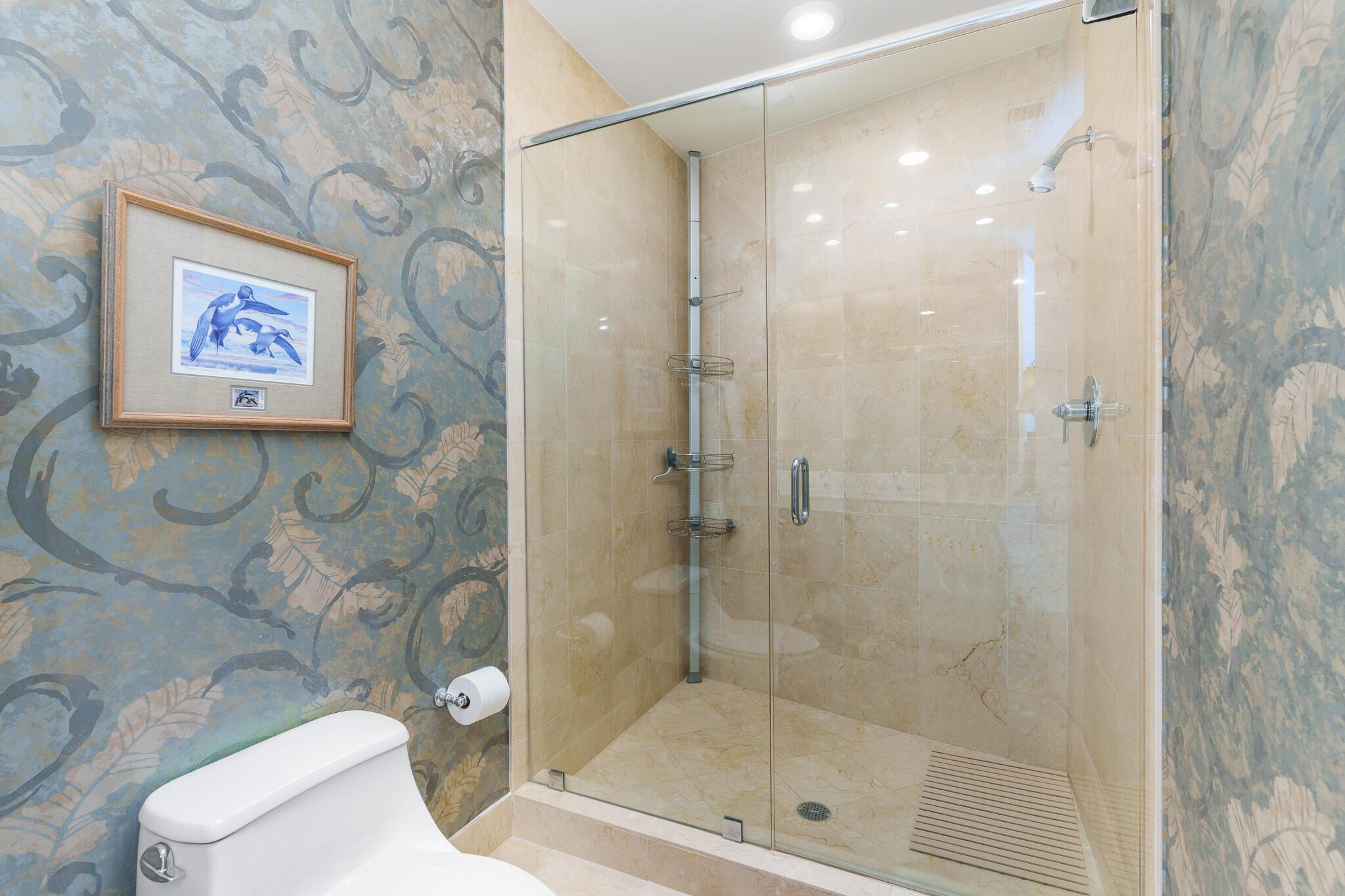 AQUAZUL CONDO - Residential