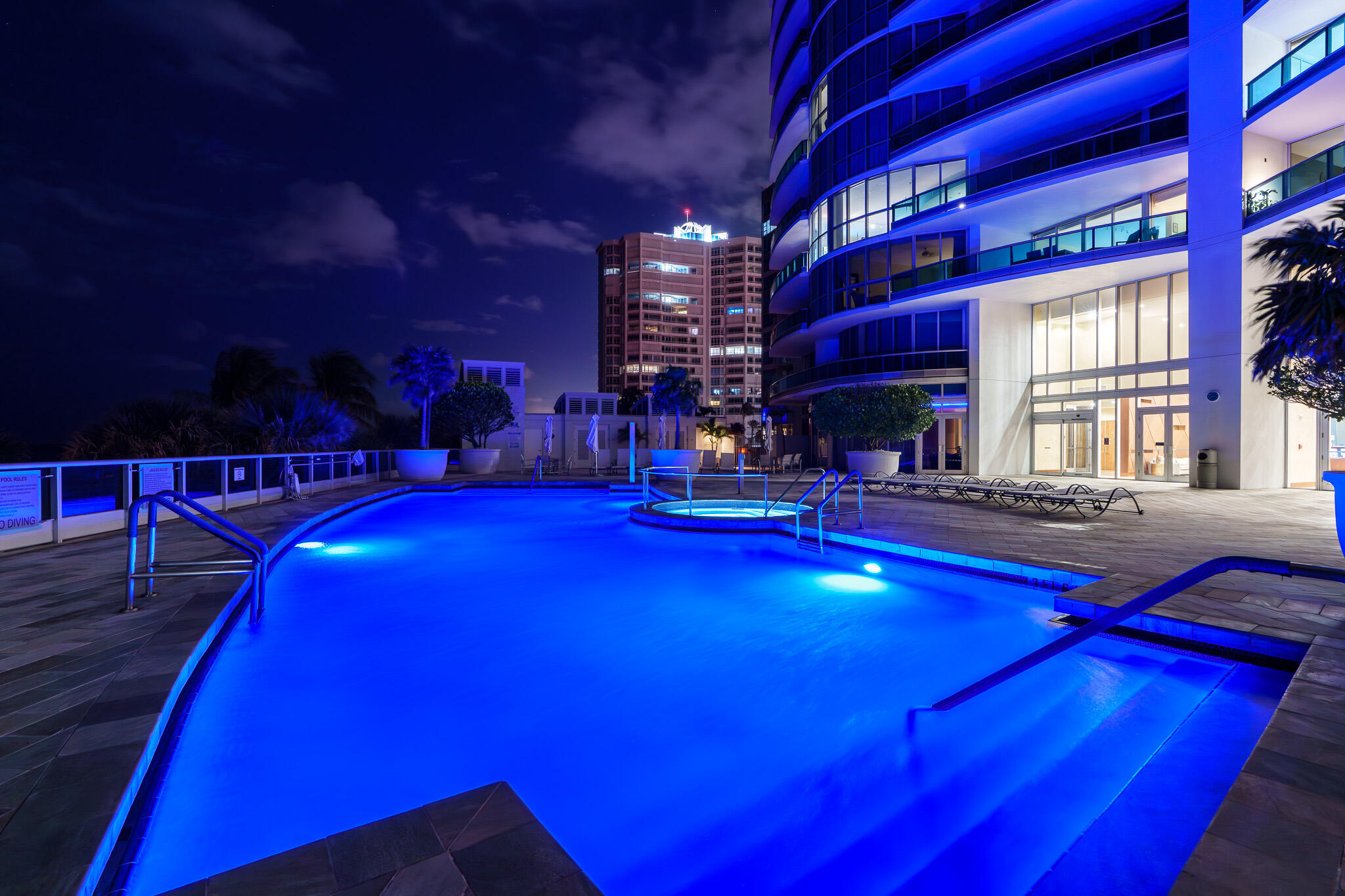 AQUAZUL CONDO - Residential