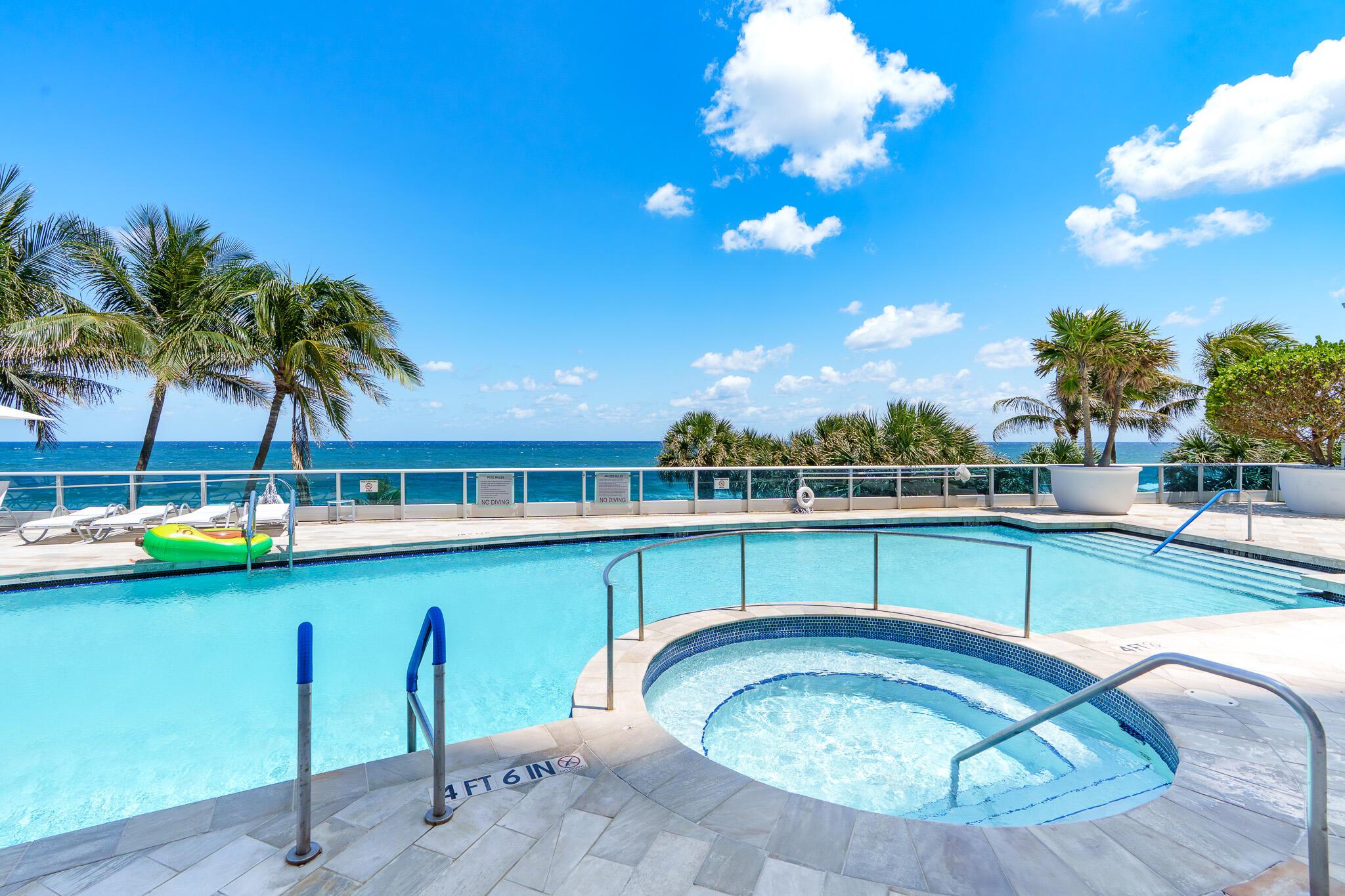 AQUAZUL CONDO - Residential