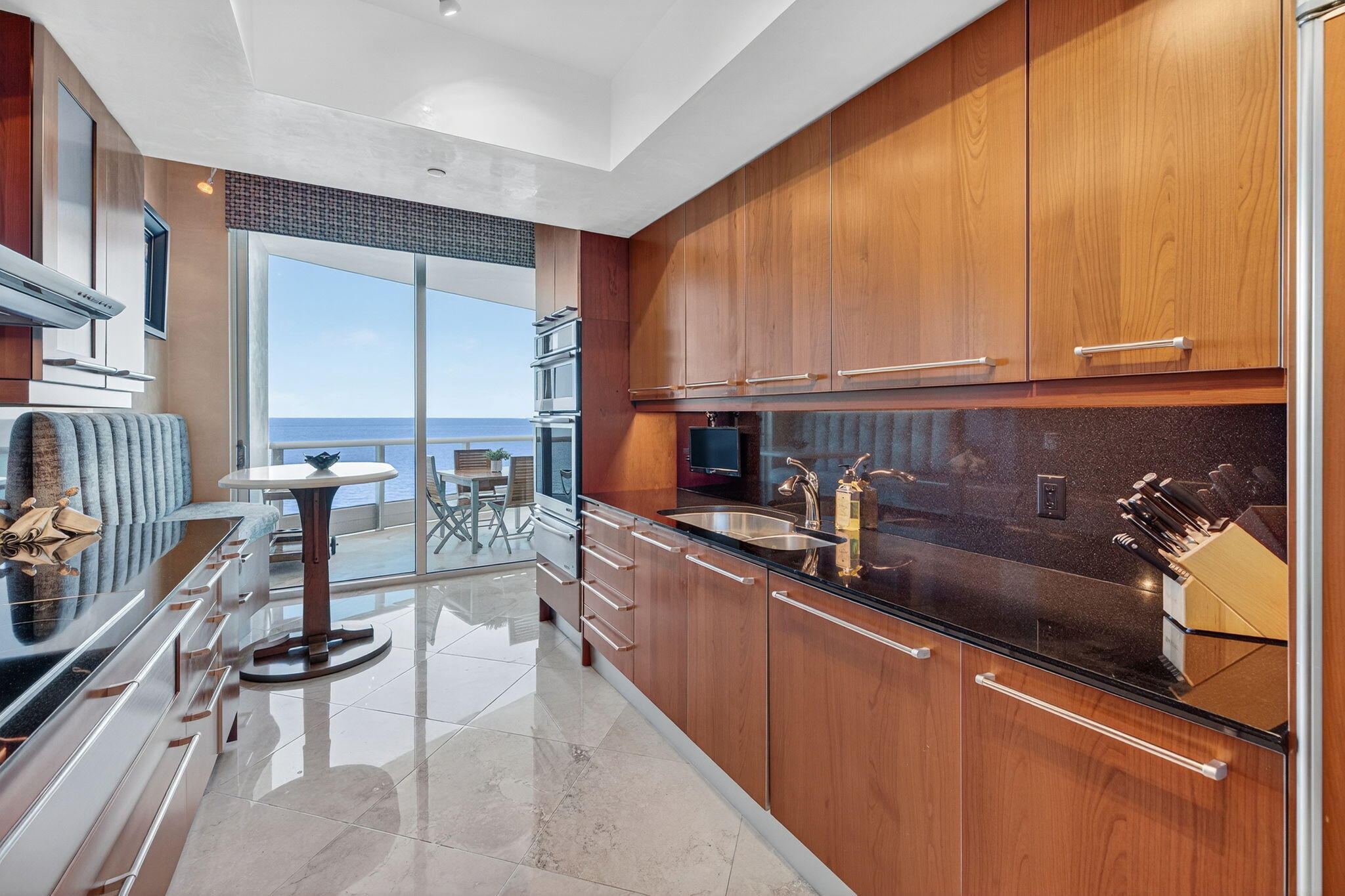 AQUAZUL CONDO - Residential