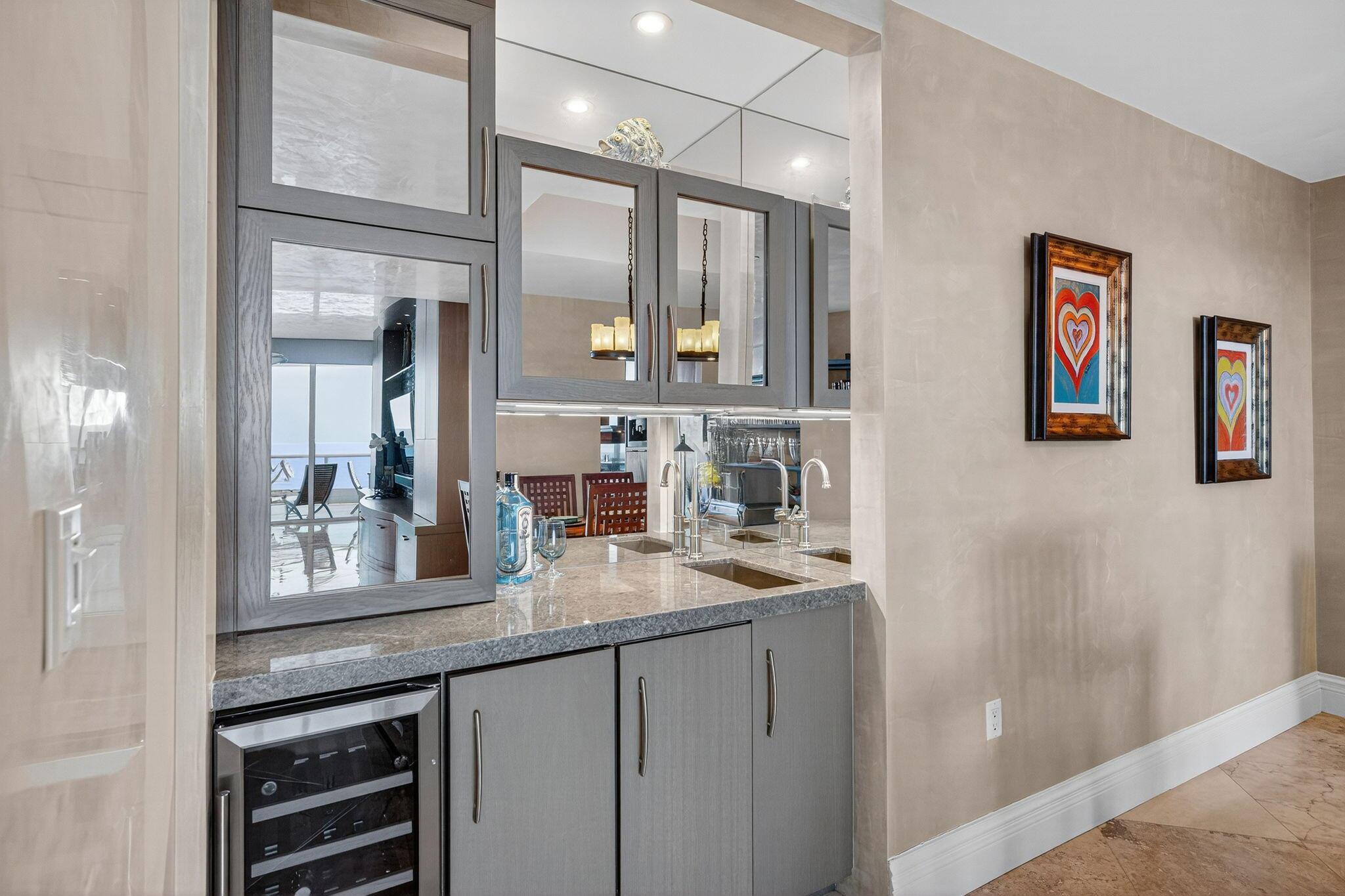 AQUAZUL CONDO - Residential