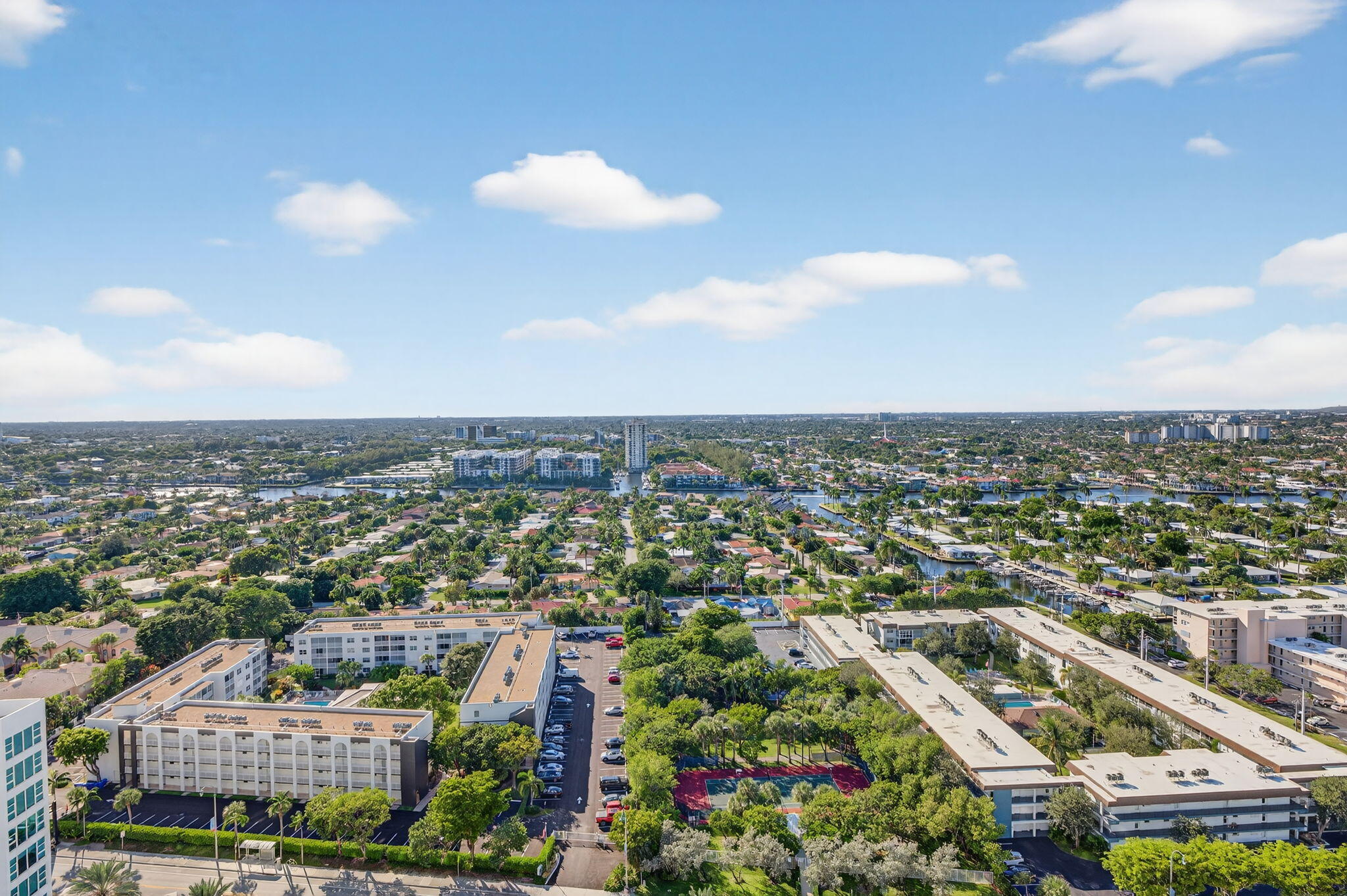 AQUAZUL CONDO - Residential