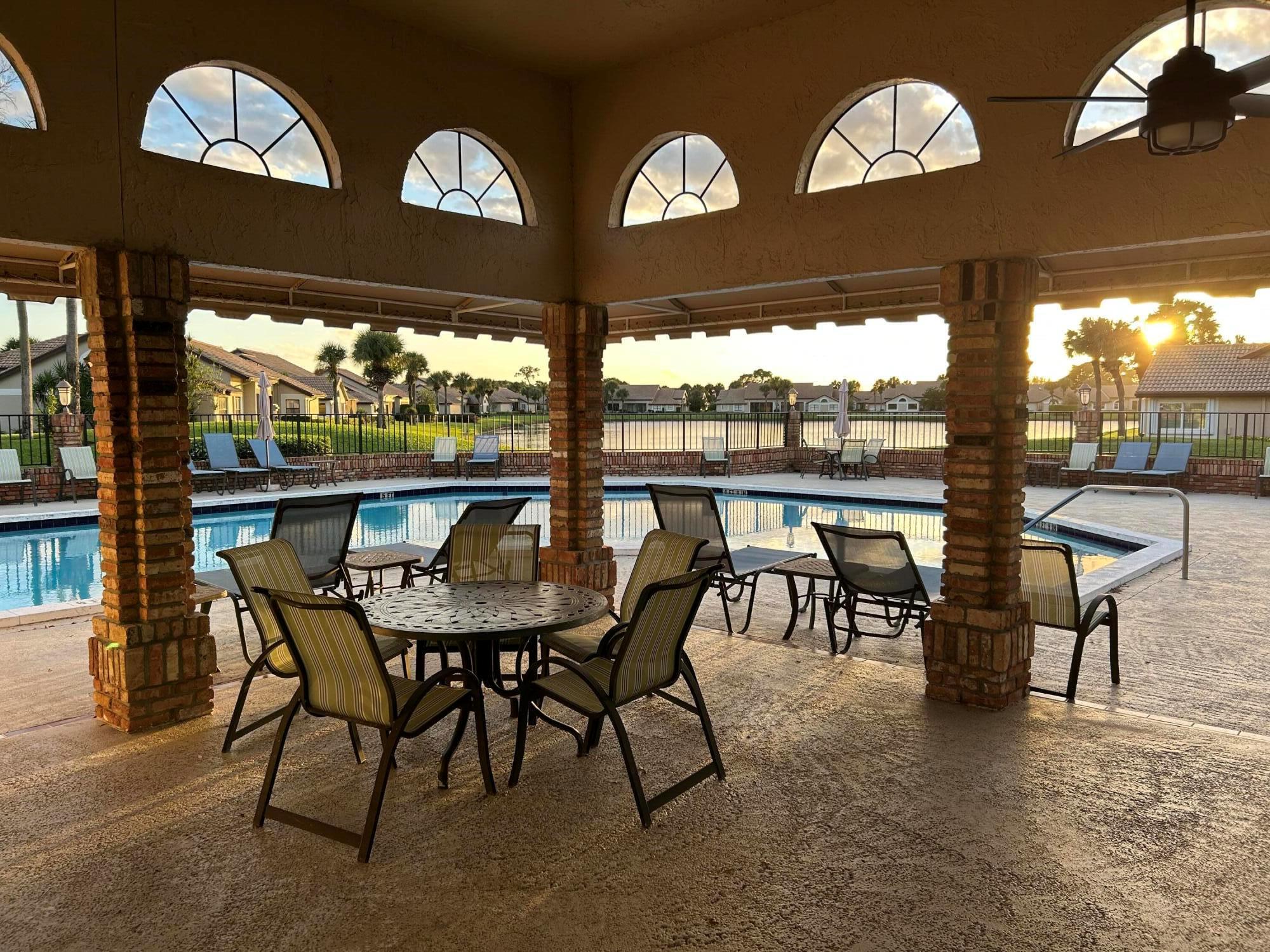 ABERDEEN 4 - Residential