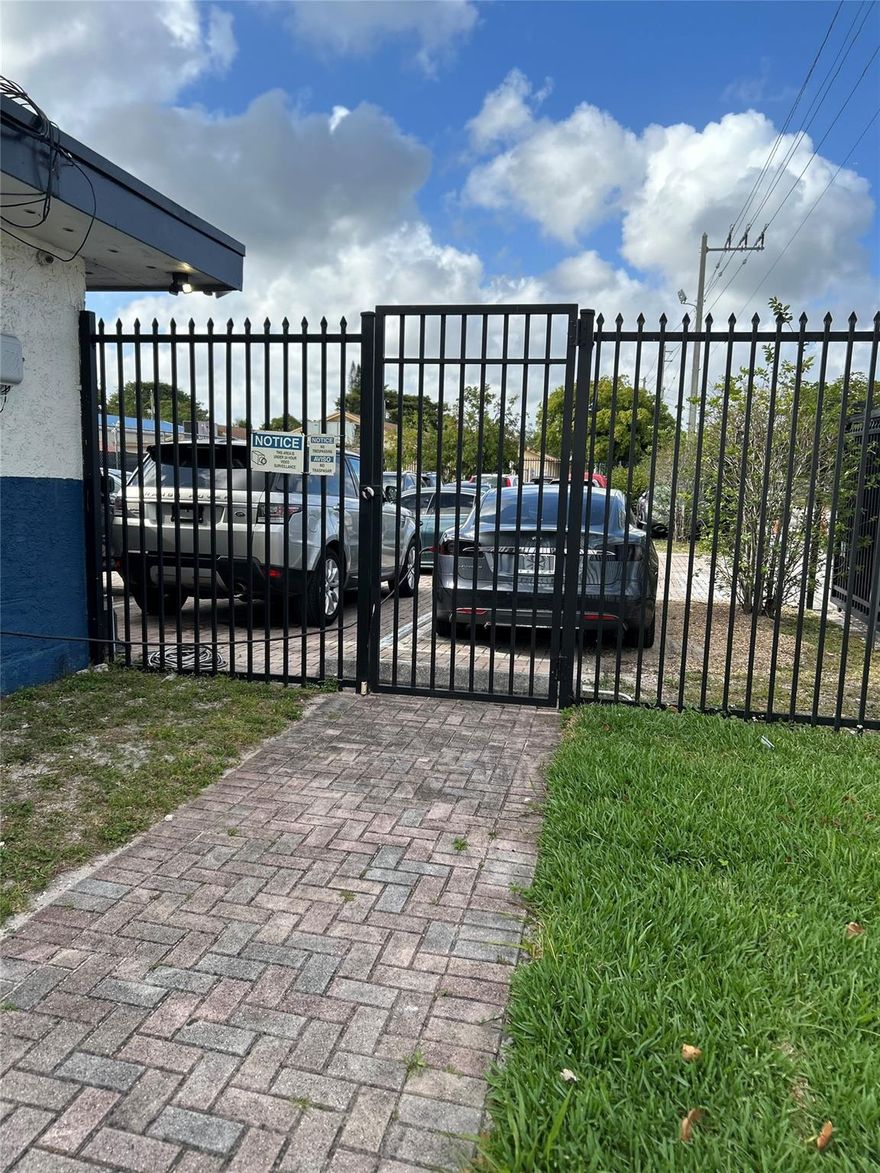 For Rent 190 square feet office  space and secured fenced lot for  15 cars Monthly rent $700; Monthly  Office rent  is $1100.00  which includes water, electric and internet,   Move in 1st month and 2 security deposits= $5400.00