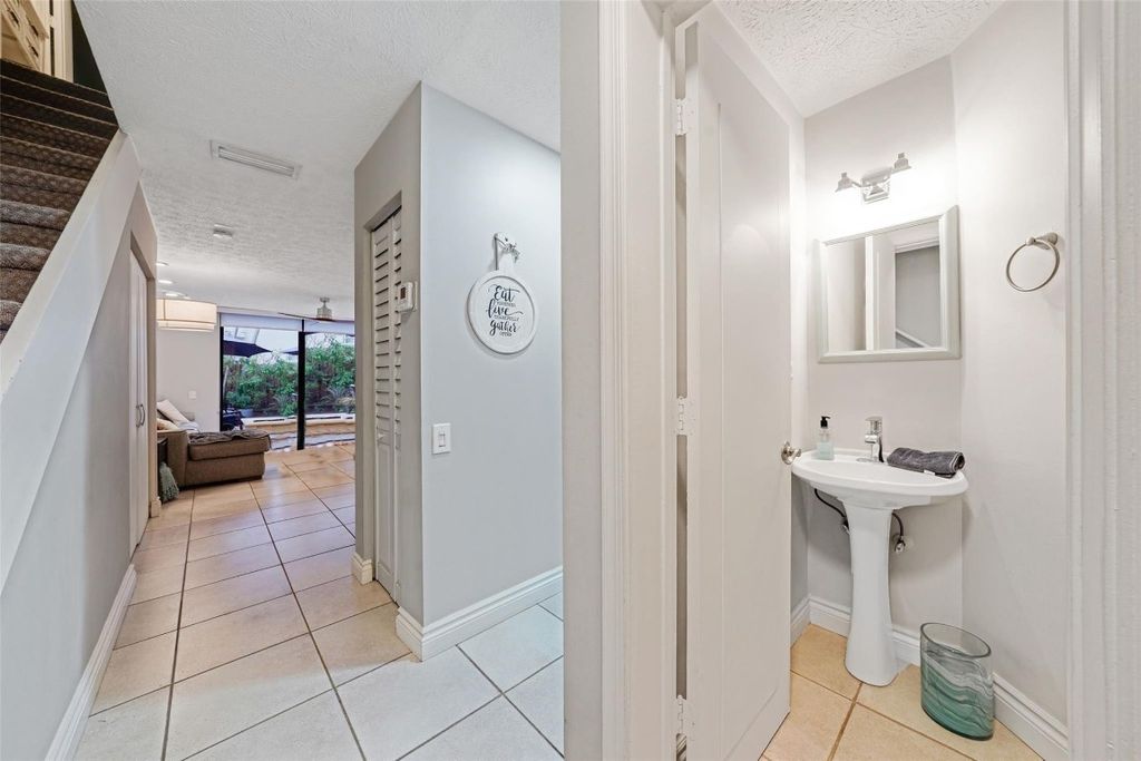 Photo of 1415 Miami Road #H, Fort Lauderdale, FL 33316 (MLS # F10521027)