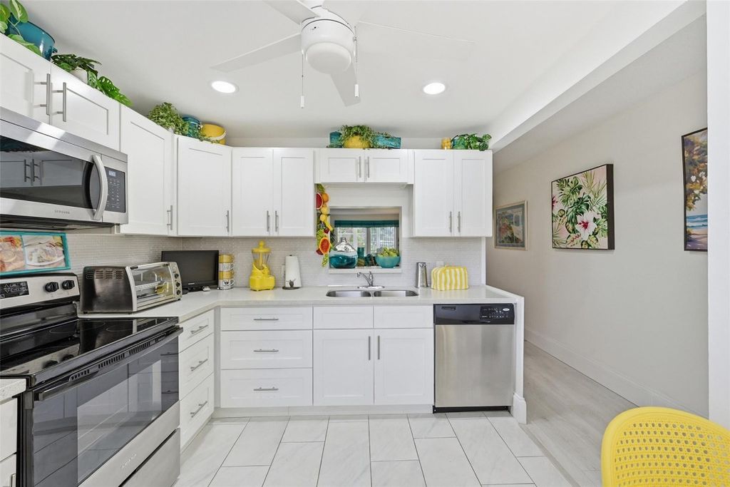 Photo of 3003 Portofino Isle #B2, Coconut Creek, FL 33066 (MLS # F10546242)