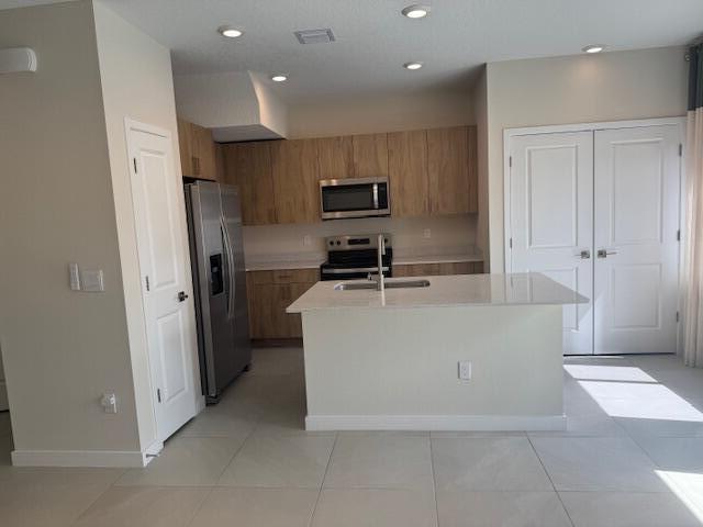 HAVERHILL COURTS - Residential Lease