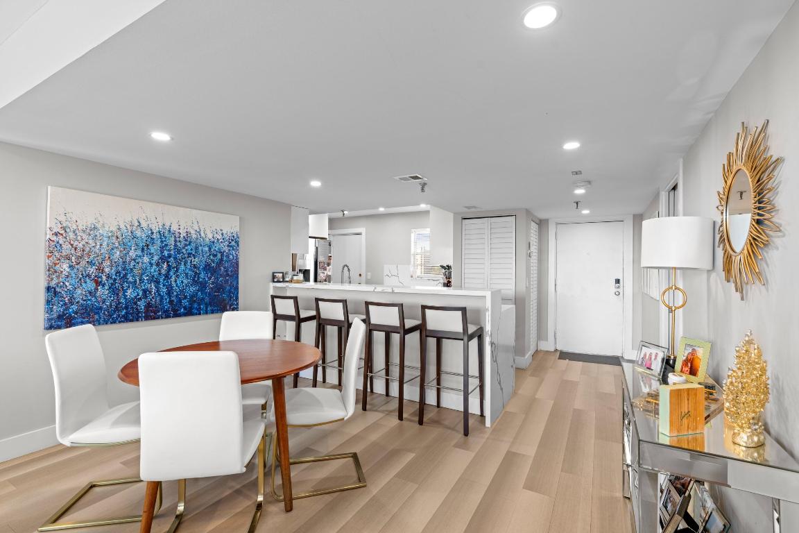 BOCA TEECA CONDO 9 - Residential