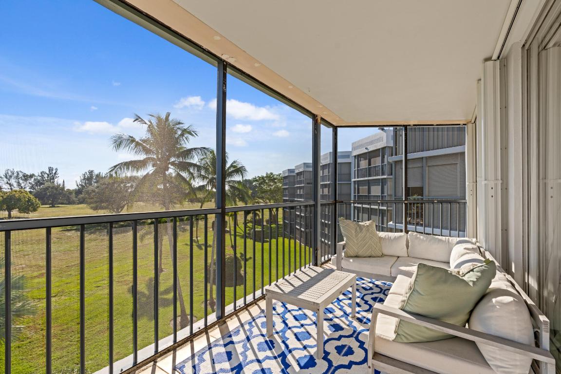 BOCA TEECA CONDO 9 - Residential