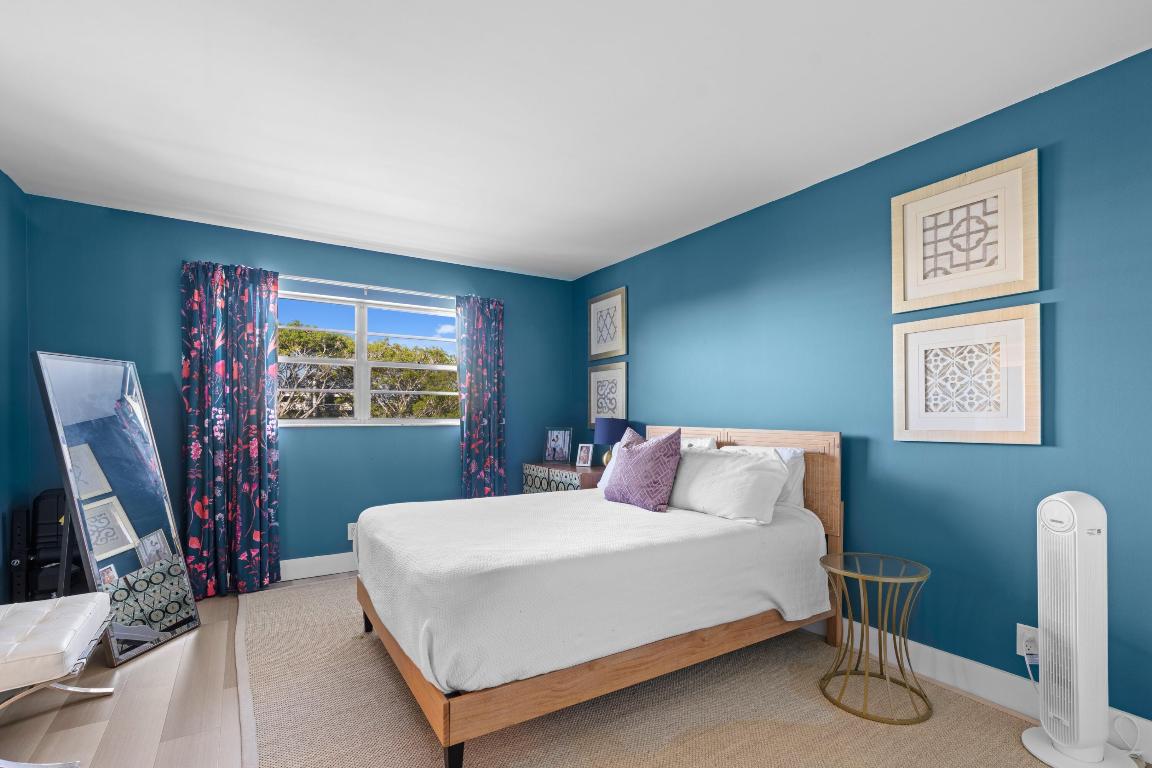 BOCA TEECA CONDO 9 - Residential