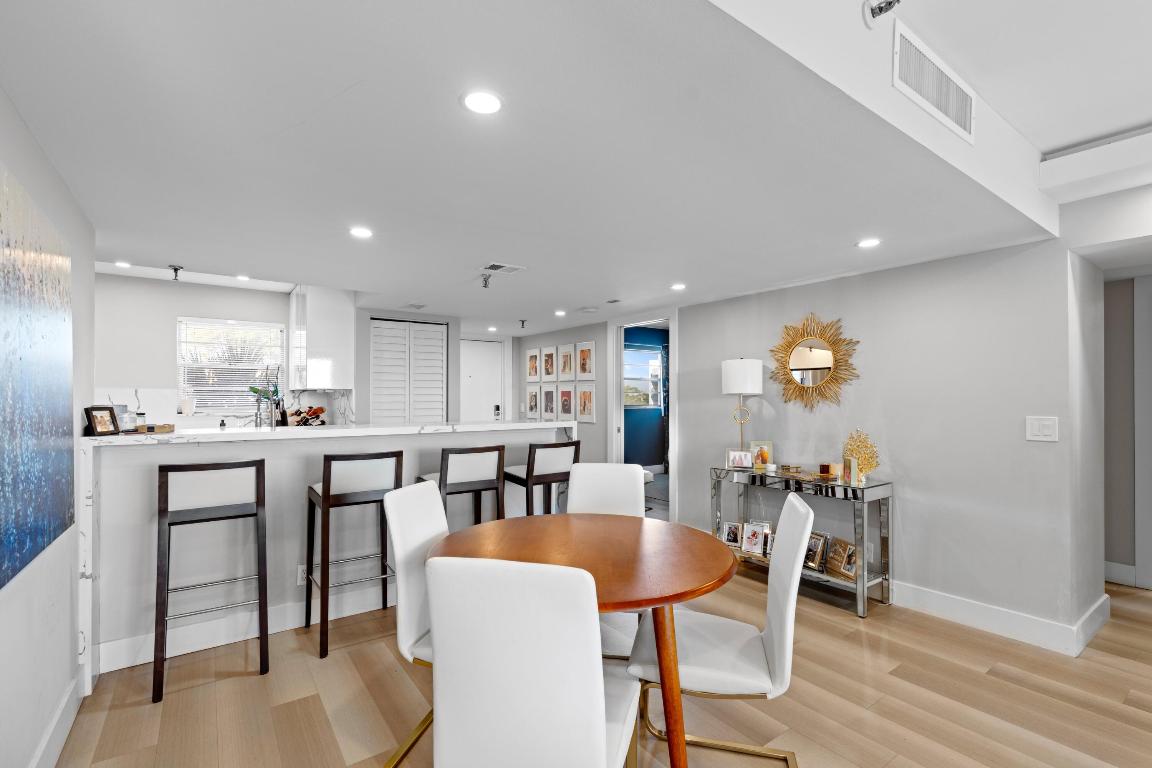 BOCA TEECA CONDO 9 - Residential