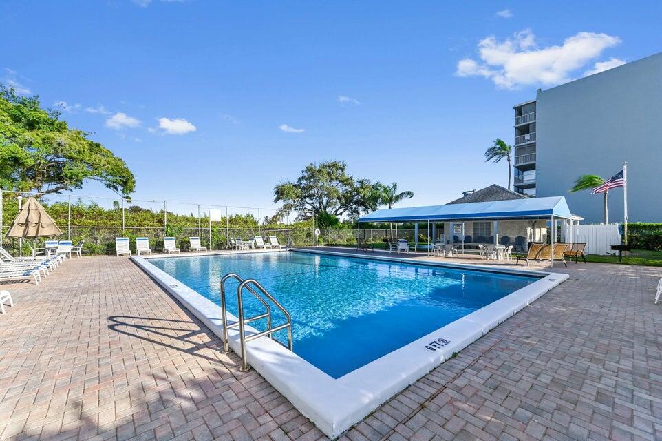 BOCA TEECA CONDO 9 - Residential