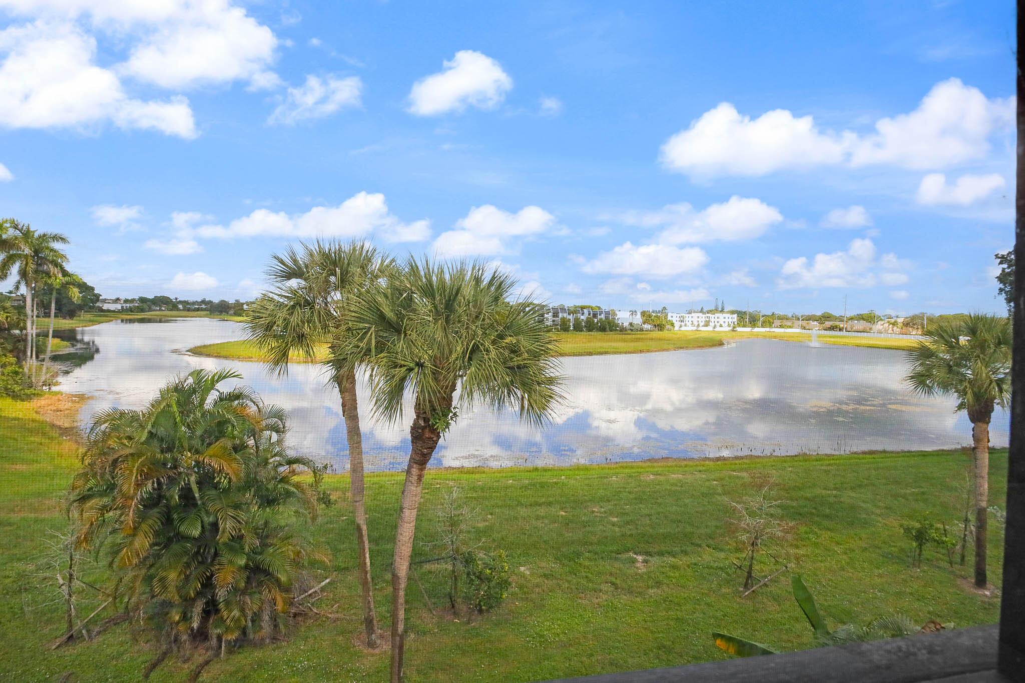 FOUNTAINS OF PALM BEACH C - Residential
