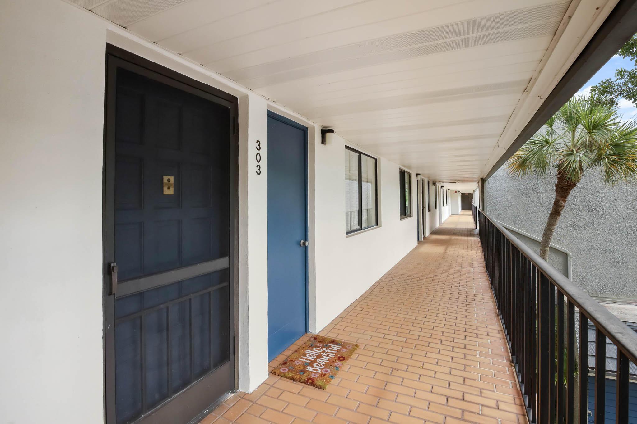 FOUNTAINS OF PALM BEACH C - Residential