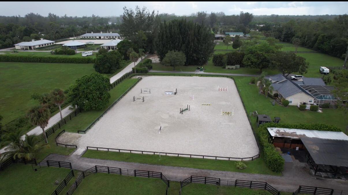 LOXAHATCHEE GROVES - Residential Lease