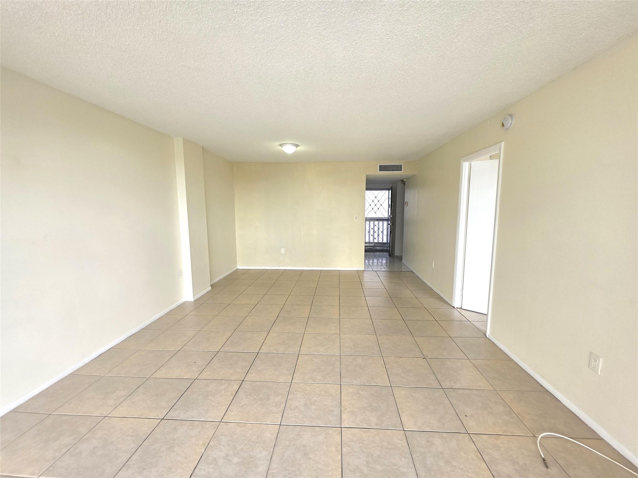 Parkway Towers Condo Bldg - Residential Lease