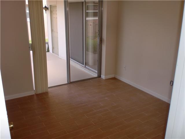 SANDALFOOT COVE SEC 2 - Residential Lease