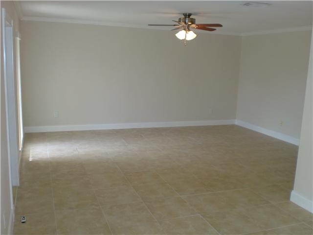 SANDALFOOT COVE SEC 2 - Residential Lease