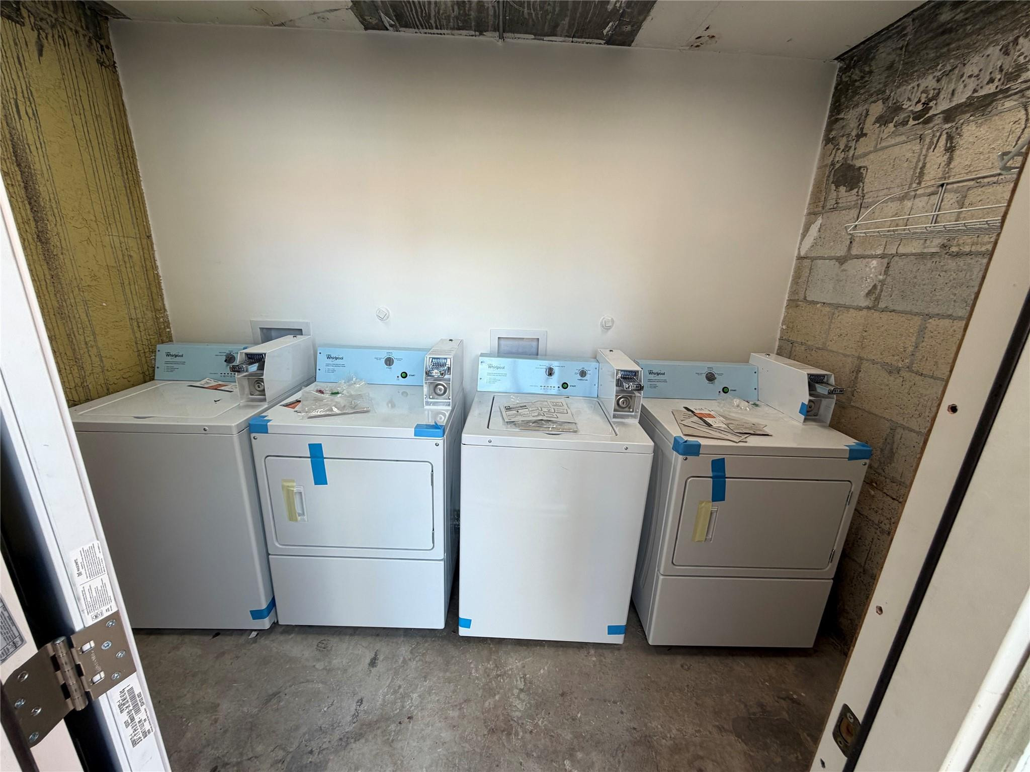 Lauderhill Manor 75-43 B - Residential Lease