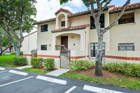 A home in Deerfield Beach