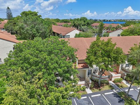 A home in Deerfield Beach