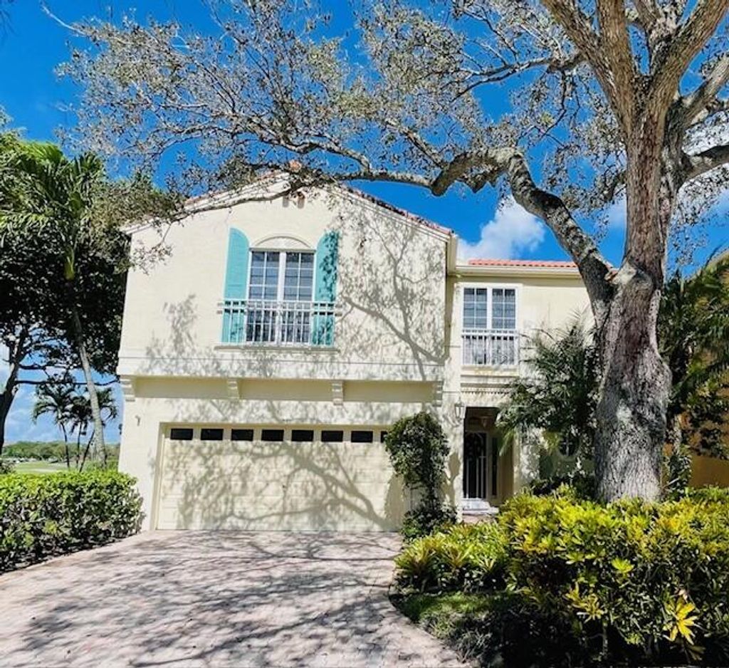 Photo of 2 Via Carrara, Palm Beach Gardens, FL 33418 (MLS # R11032377)